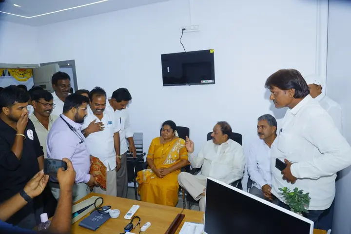 LVR Hospital team and guests during a hospital visit